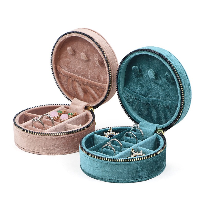 Round Diamond Velvet Travel Je - Travel Accessories Display reseña y precio