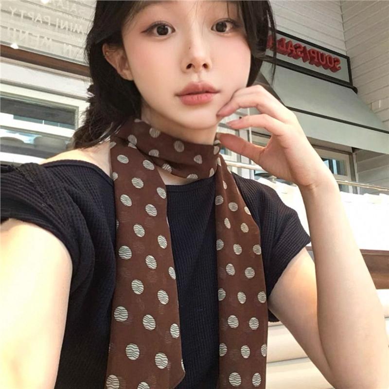 Women Brown Polka Dot Printed  - Travel Accessories Neck reseña y precio