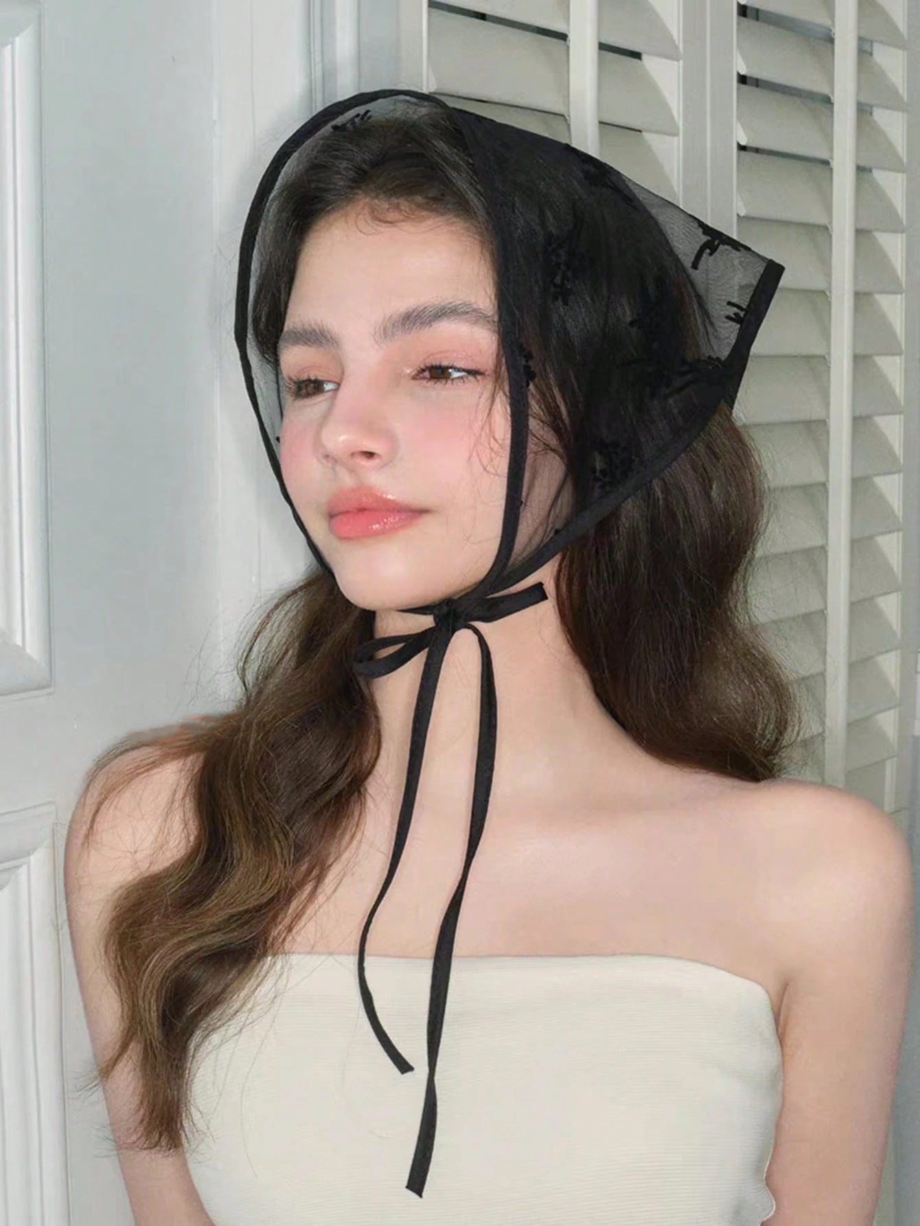 Delicate White Floral Lace Ban - Travel Accessories Neck reseña y precio